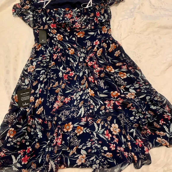 Lulus Navy Blue floral dress NWTs small - Picture 3 of 6